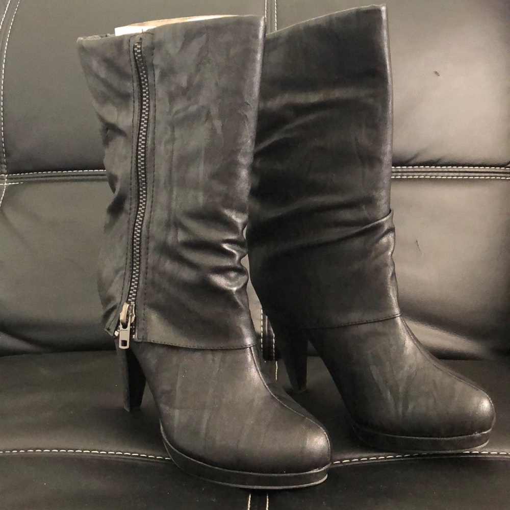 Torrid black boots